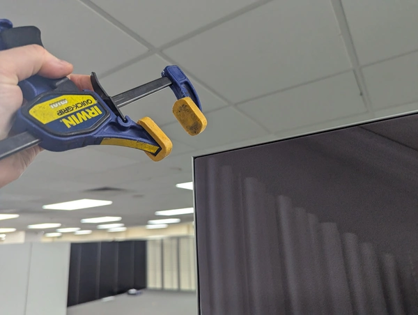 Remove the bar clamp