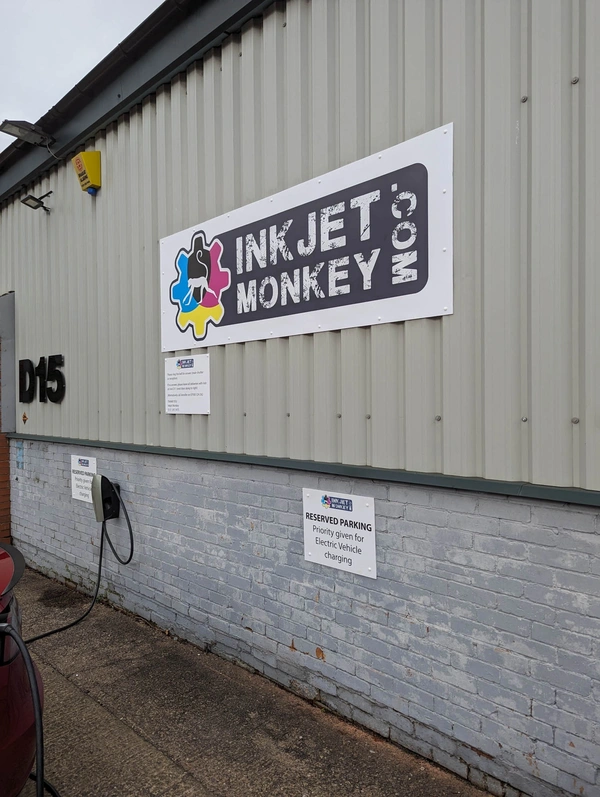  Ijm - Signage
